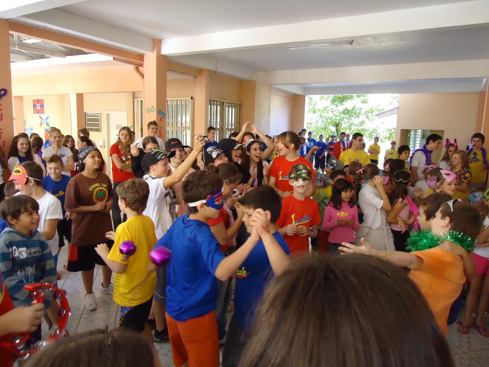 E.E.B. SÃO JOÃO BATISTA DE LA SALLE: CARNAVAL NA ESCOLA LA SALLE.