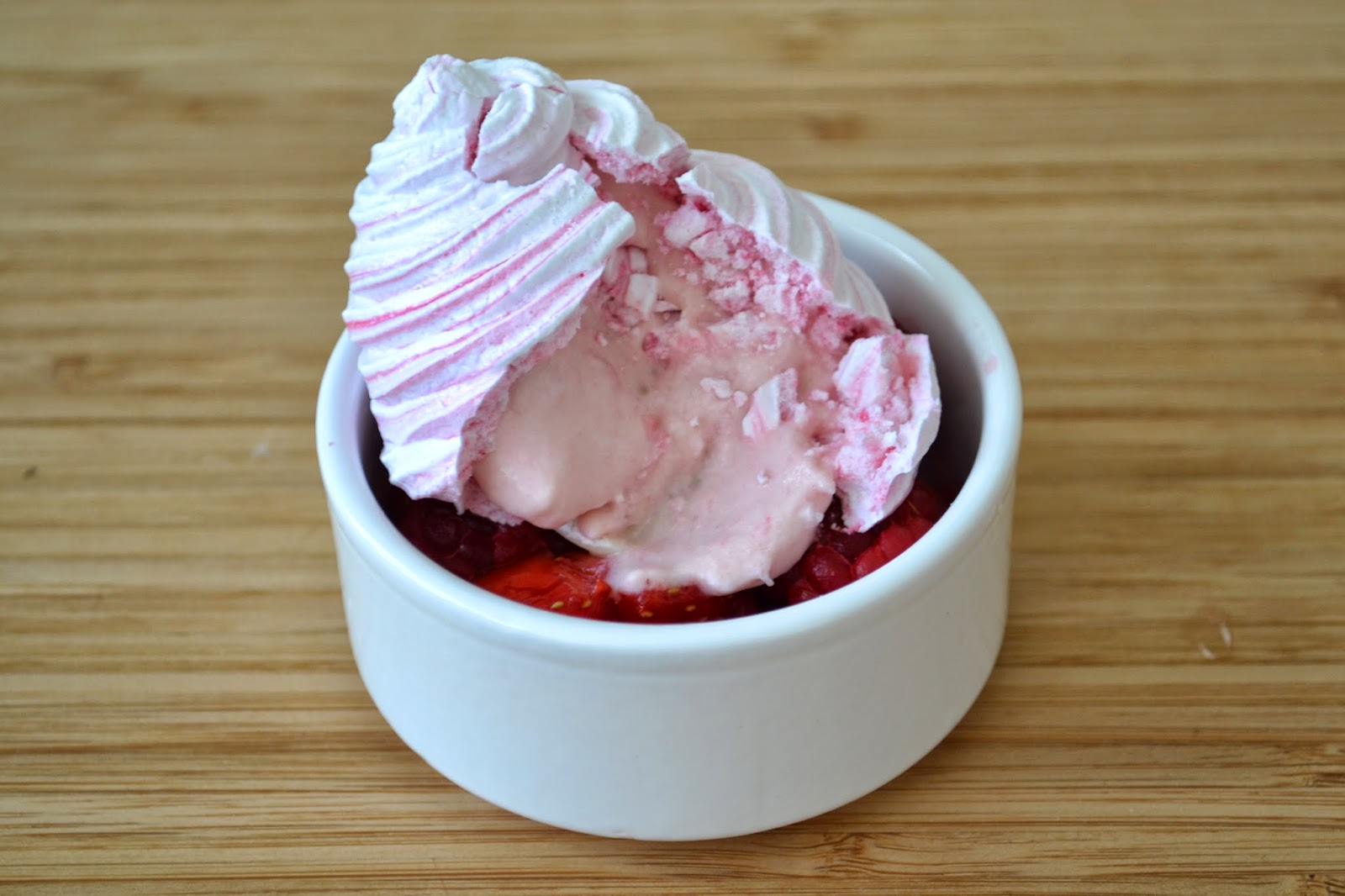 Eton Mess Meringue Profiteroles The Things She Makes