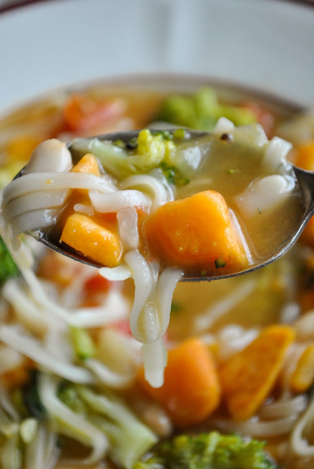 Sweet potato and rice noodle soup with broccoli and white beans VeganSandra