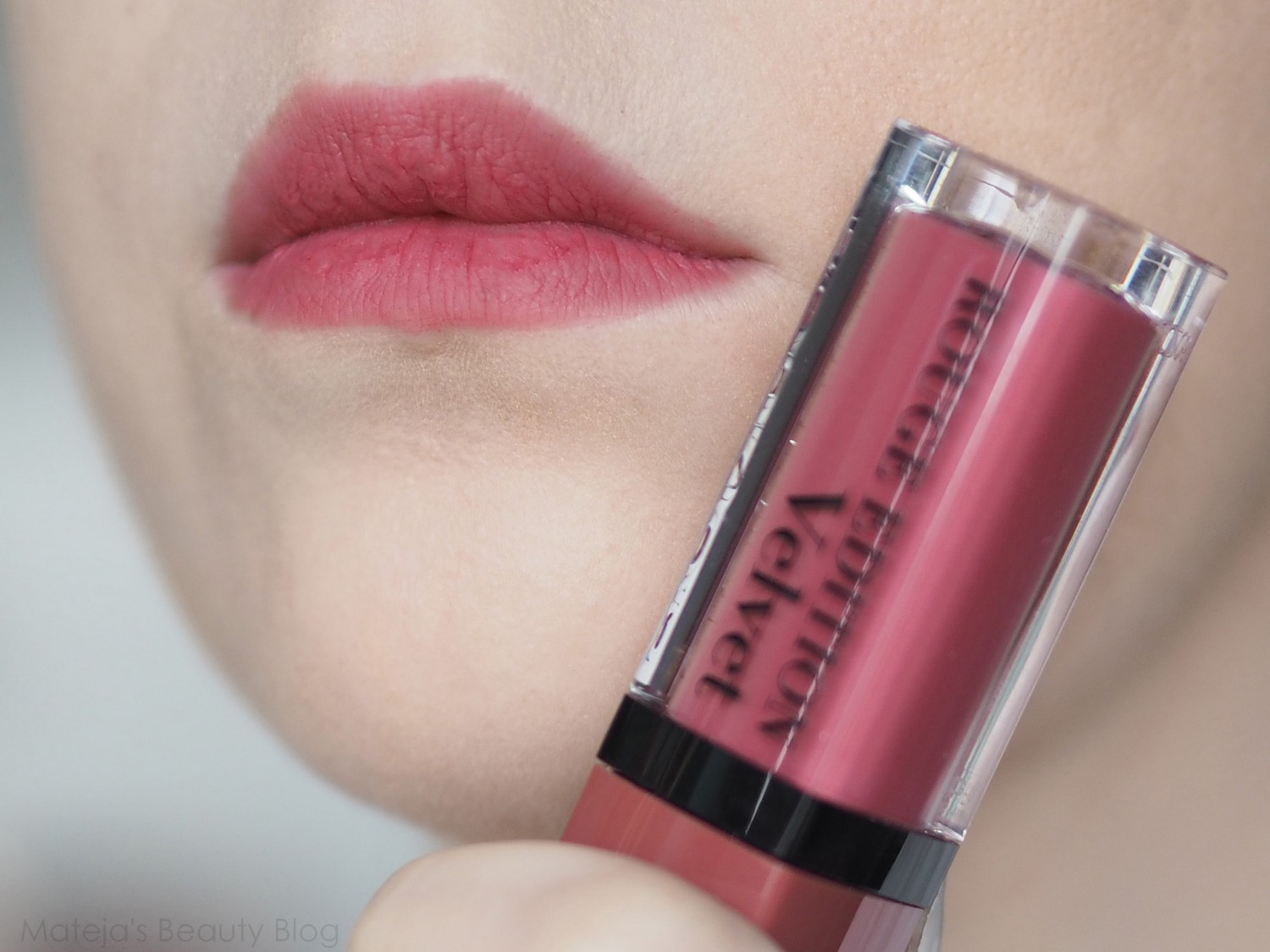 Random soja nackt does stuff