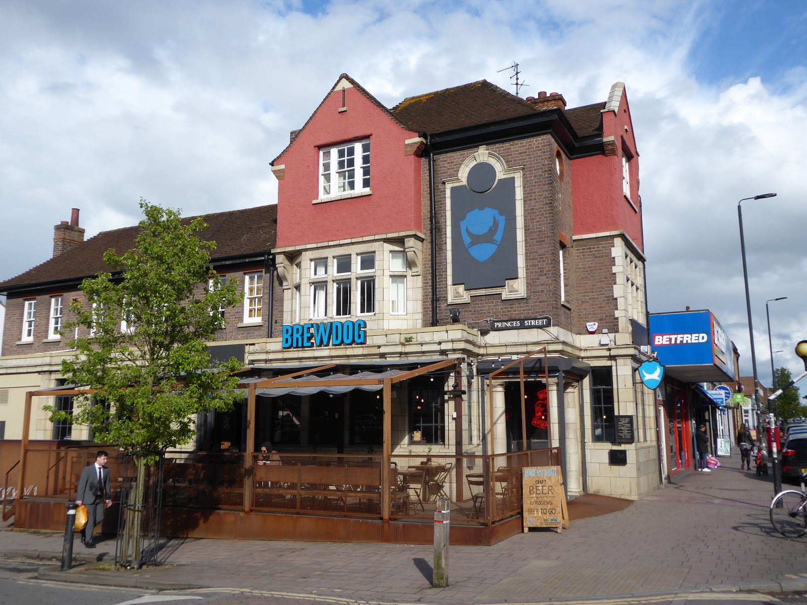 Prop Up the Bar Cowley Road Pubs