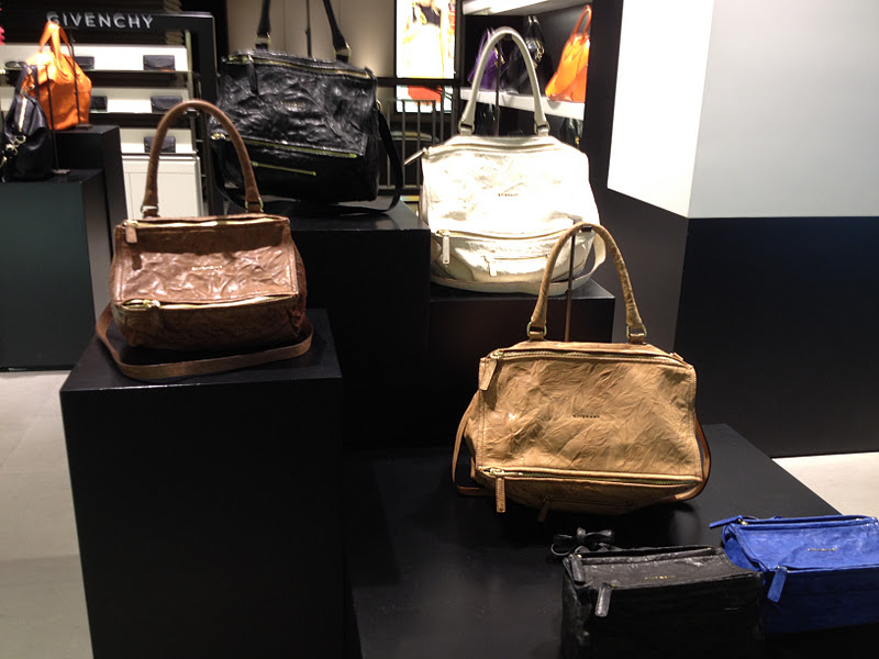 Trendulge: Handbags Galore at DFS
