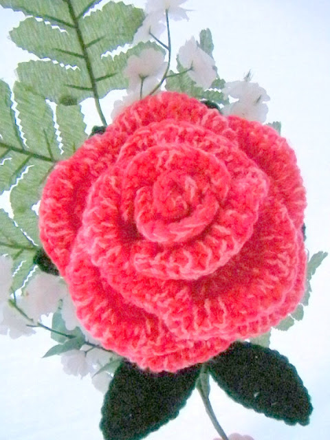 Amigurumi rose crochet pattern