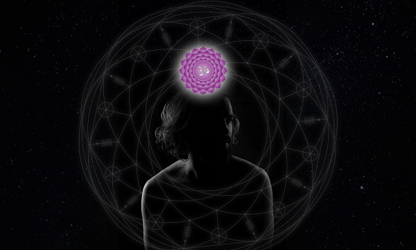 4 triệu chứng khai mở luân xa vương miện Sahasrara