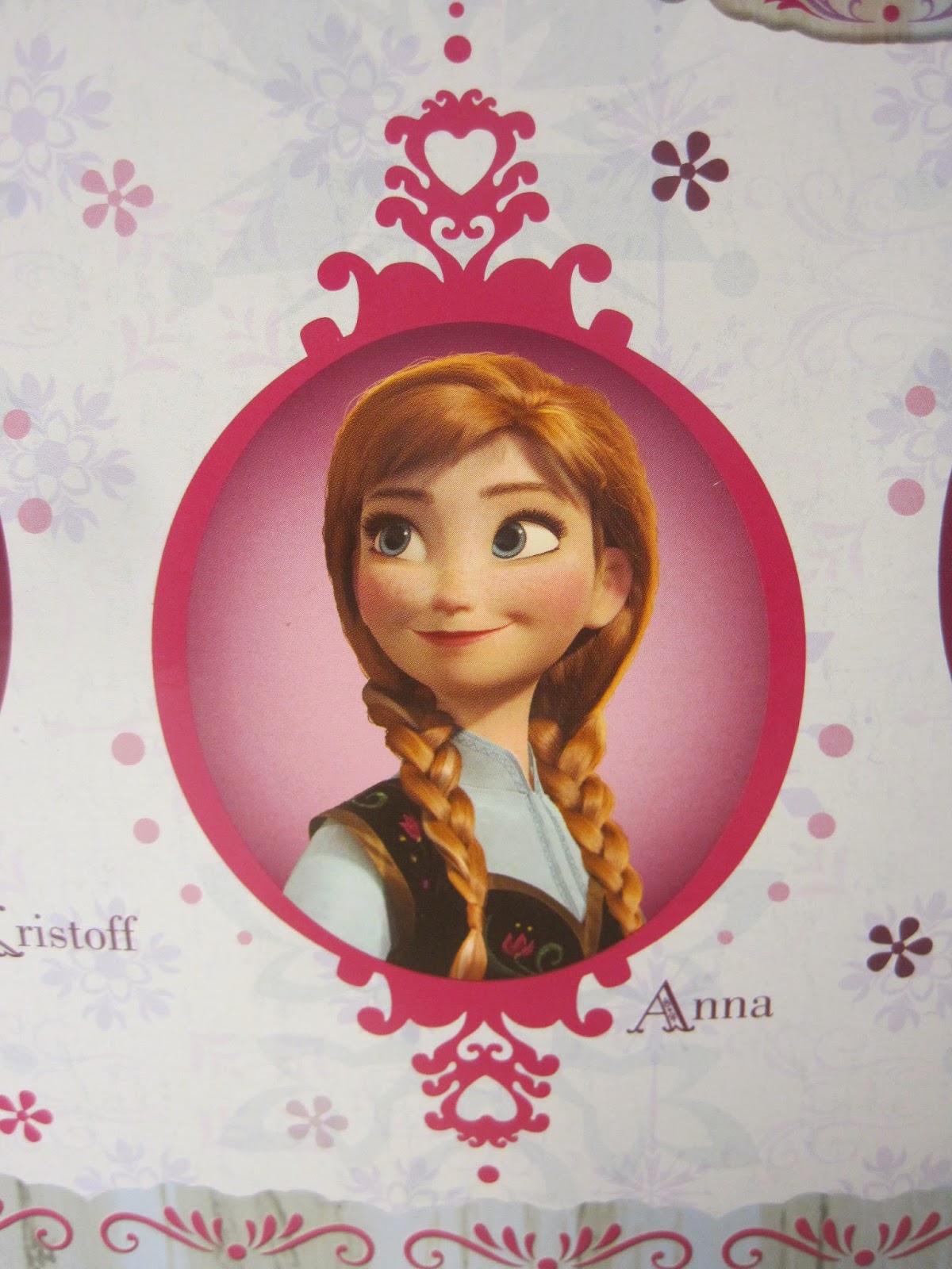 Never Grow Up: A Mom's Guide to Dolls and More: Frozen Mini Doll Set Review