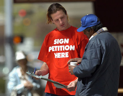 Nebraska: Gathering signatures against the death penalty repeal Nebraska: Gathering signatures against the death penalty repeal