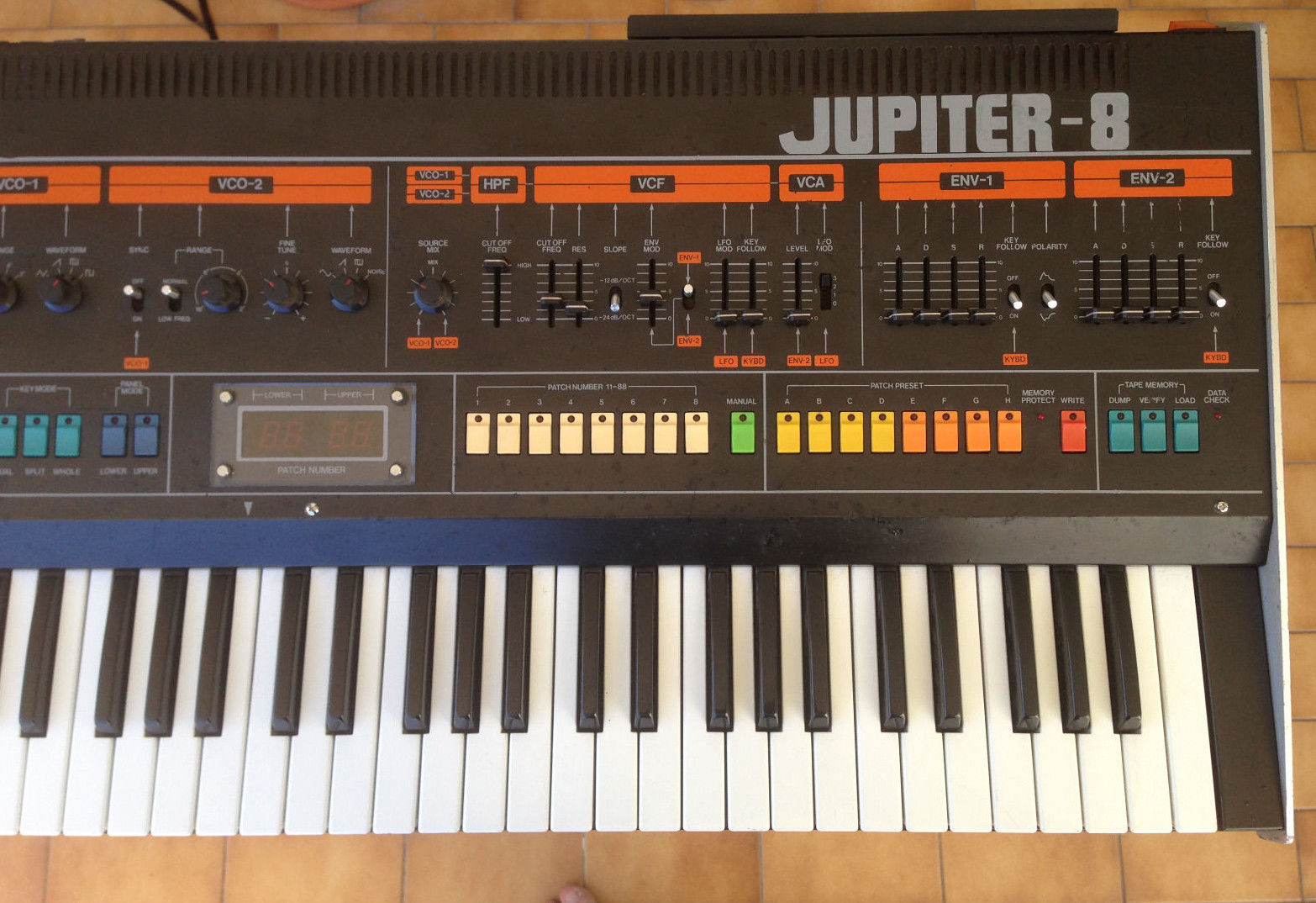 MATRIXSYNTH Roland Jupiter 8 Synthesizer SN 050264