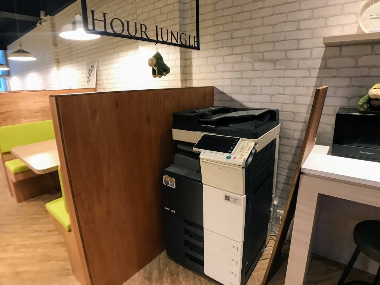 【台南|中西區】Hour Jungle Coworking 共同工作室 (台南中山館)|大媽們不要再吵了!自由工作者的小天地