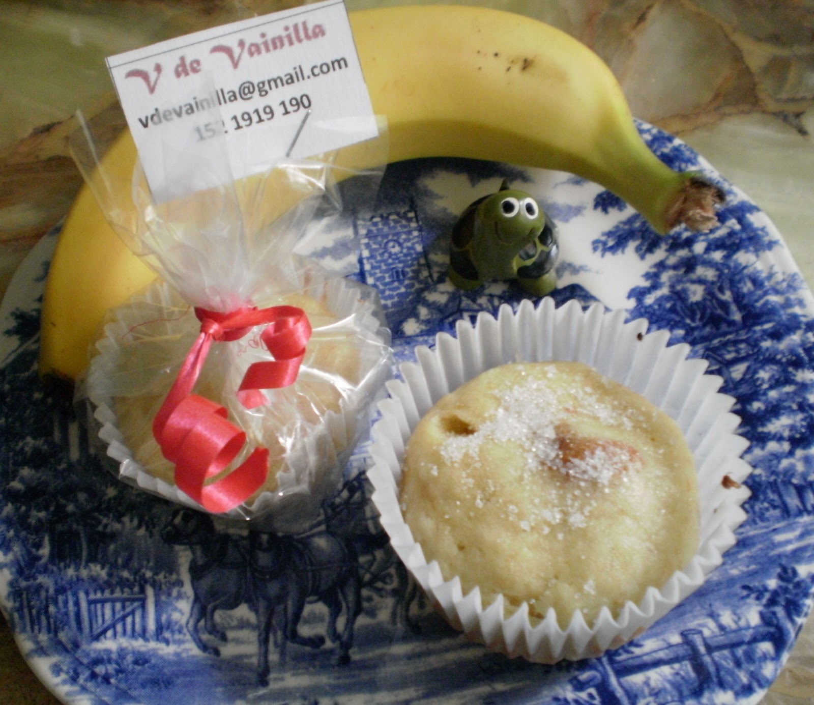 V de Vainilla Muffins de banana rellenos con dulce de leche