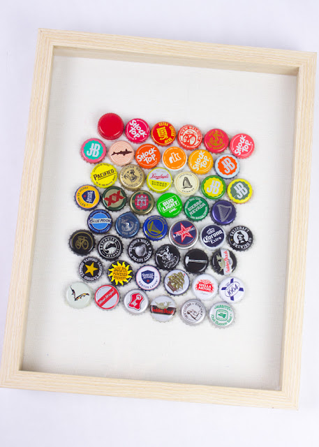 How to make bottle cap art- Super Easy Recycled, DIY Home Decor
