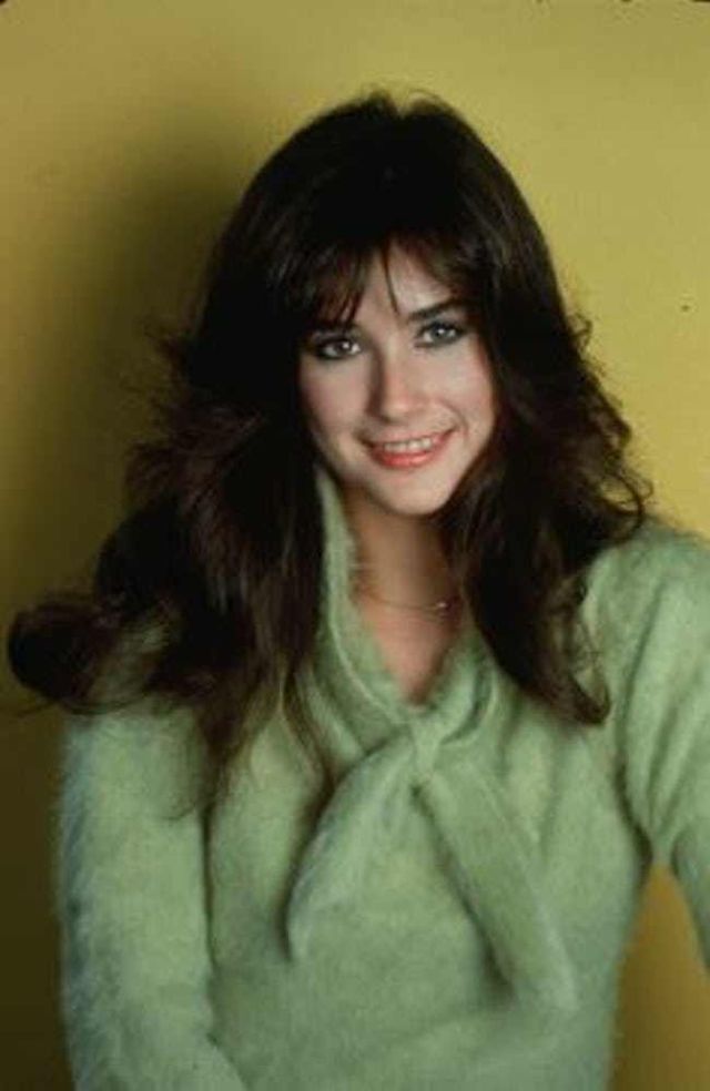 26 Amazing Portraits of a Young Demi Moore in the 1980s ~ Vintage Everyday