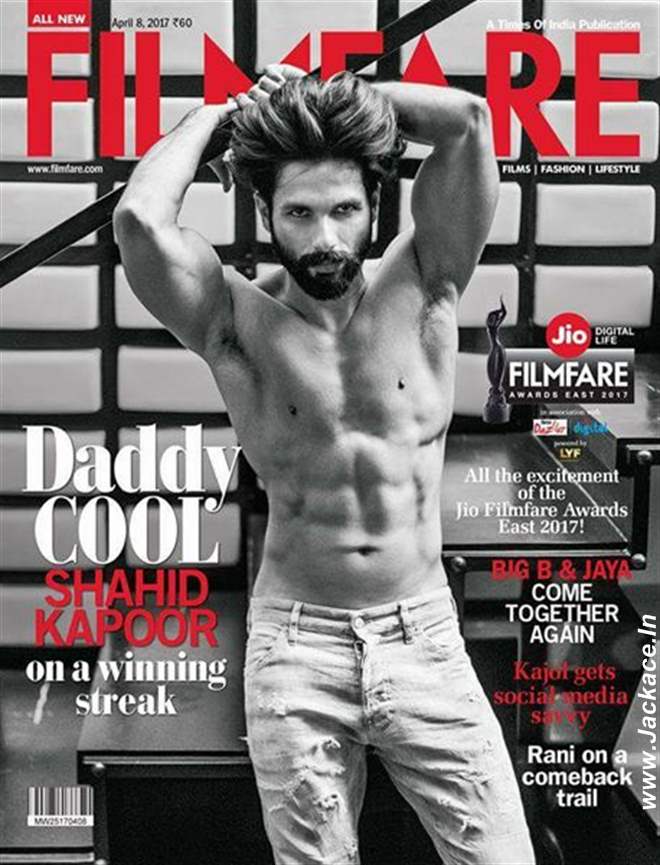 Shahid Kapoor Flaunts His Abs On The Filmfare Cover