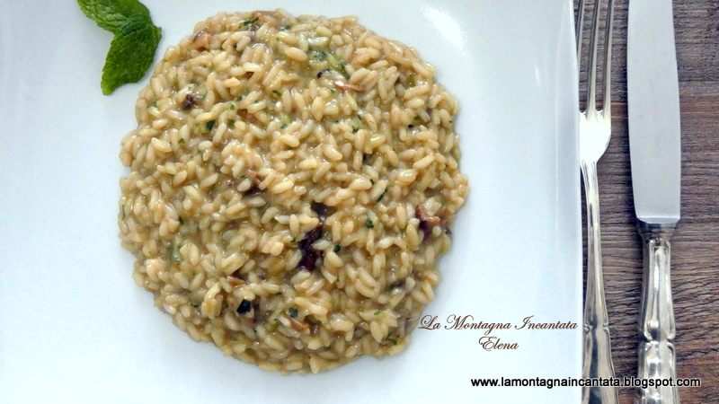 La Montagna Incantata Risotto Con Funghi Secchi E Pesto Dello Chef Barbieri