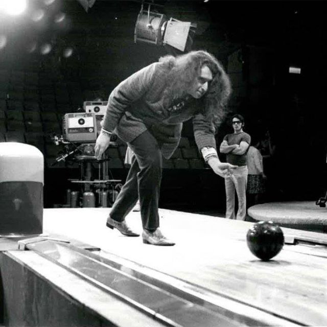 40 Vintage Photos of Tiny Tim in the 1960s and ’70s ~ Vintage Everyday