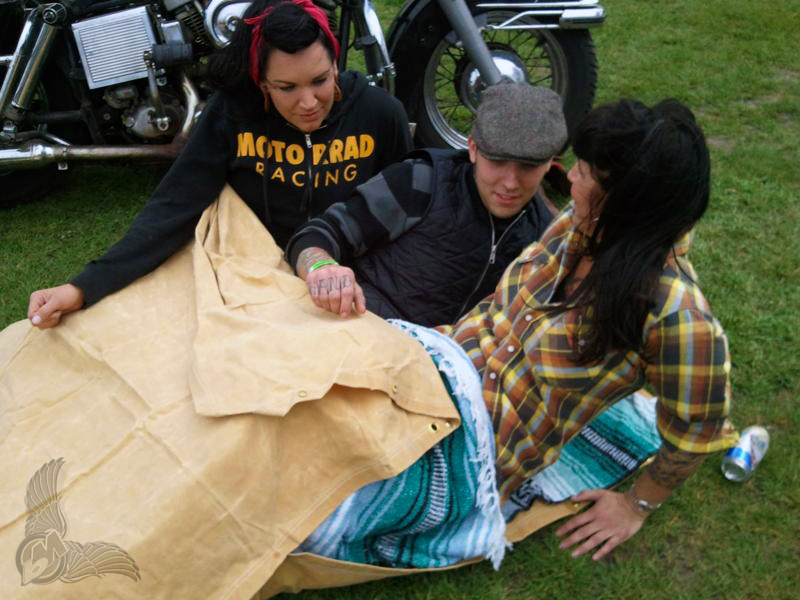 menage-a-don-wood gypsy biker bedroll