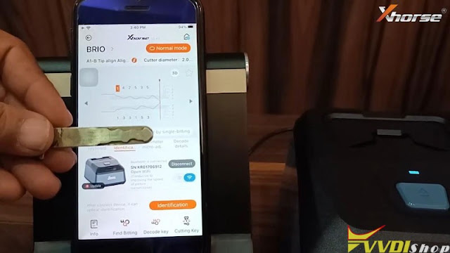 Xhorse Key Reader Identify 7 Car Keys Fast  8
