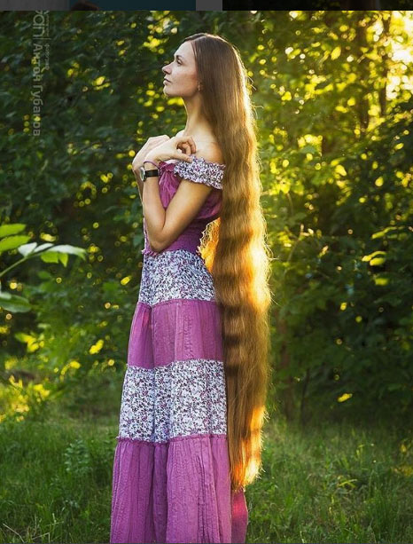 Mỹ nhân Nga nổi tiếng nhờ mái tóc đẹp mê hồn - 3