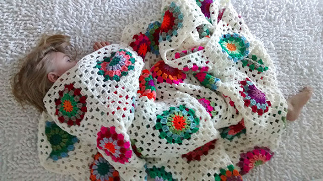 manta crochet - PUERTA AL SUR: Tejidos que decoran (y enamoran!).