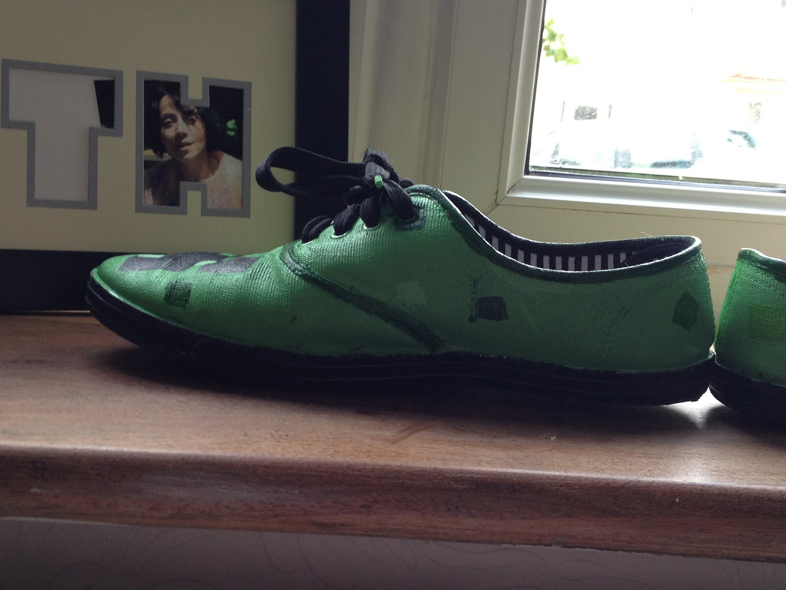 Scary Stories minecraft creeper shoes D