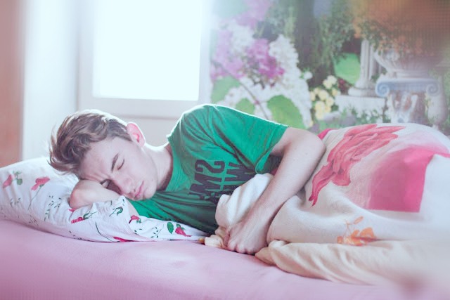 SLEEP DEPRIVATION EFFECT - Health Tips