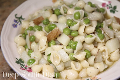 A simple dish of lightly seasoned pasta with potatoes, onions and peas. Simple, filling, comfort food and one of my year-round favorites, but a great option for Lent too.