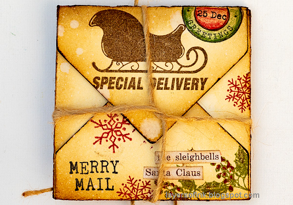 Layers of ink - Christmas Envelope and Card Tutorial by Anna-Karin Evaldsson. Layers of ink - Christmas Envelope and Card Tutorial by Anna-Karin Evaldsson.