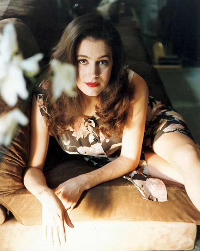 30 Photos of Sean Young in the 1980s and 1990s Vintage Everyday
