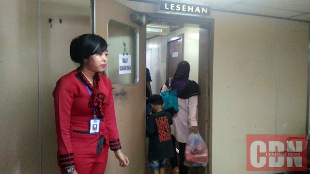 Menengok Suka Duka Pramugari Kapal Lintasan Selat Sunda Cendana News