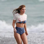 Bella Thorne · Swimsuit in Malibu # Foto 47