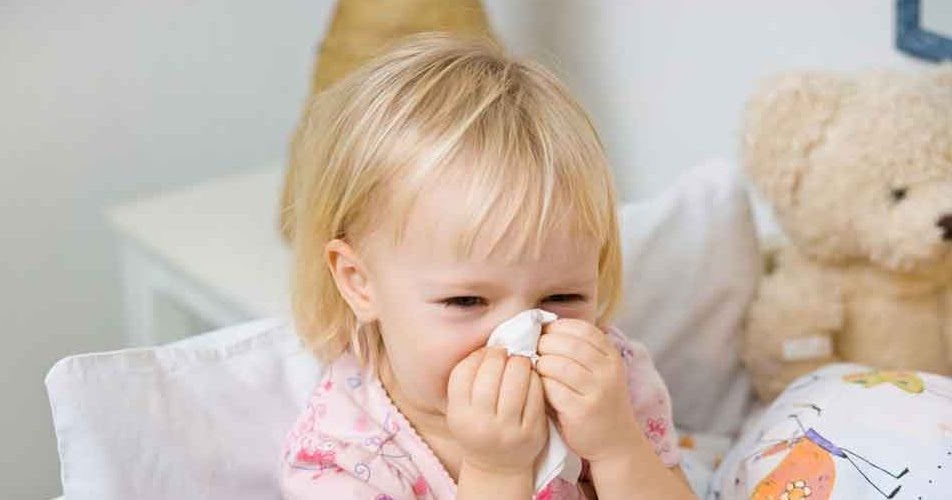 علاج الاستفراغ عند الاطفال بسبب البرد