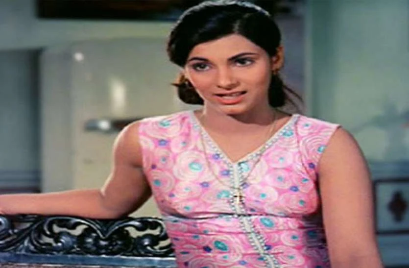 dimple-kapadia-love-story