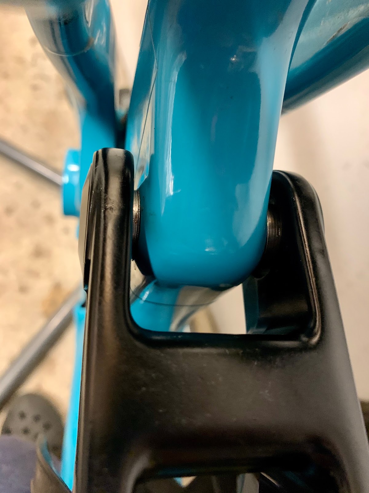 Yeti rear triangle replacement outlet