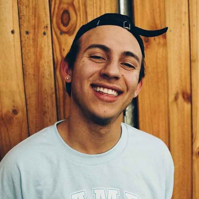 Cale Saurage Wiki, Biography, Age, Girlfriend, Facts, Images and More