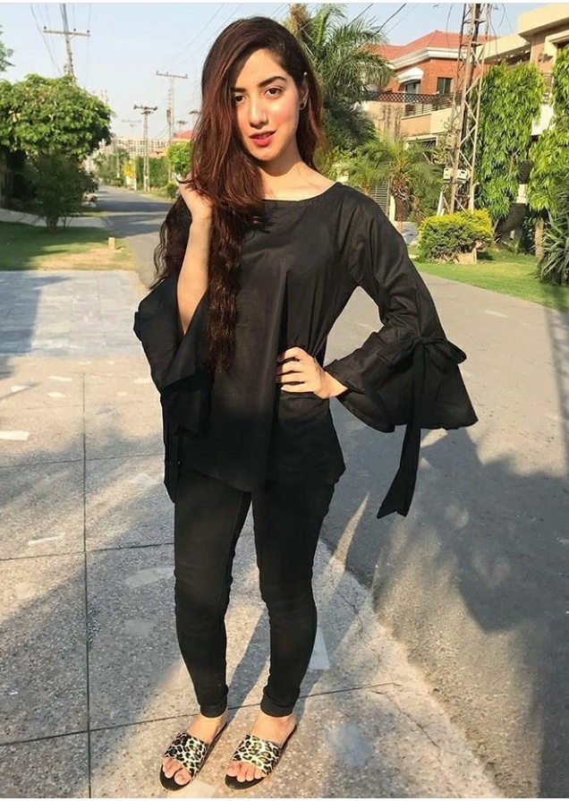 Black dress design girl clearance