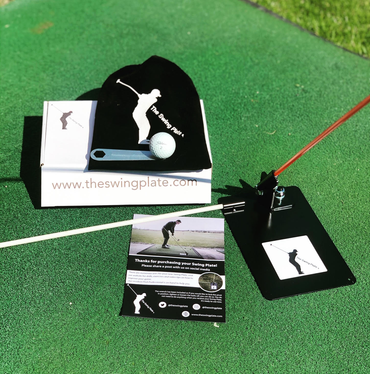 American Golfer The Swing Plate Allows Golfers to Practice with Precision
