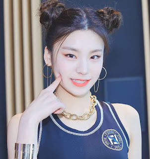 Biodata Yeji ITZY Lengkap, Agama, Pacar dan Fakta menarik Biodata Yeji ITZY Lengkap, Agama, Pacar dan Fakta menarik