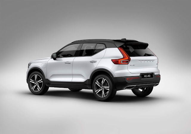 Nuevo híbrido enchufable Volvo XC40 T5-trasera-3-4 nuevo-hibrido-enchufable-vovlo-xc40-t5-trasera-3-4