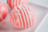 candy cane kiss hot chocolate bombs
