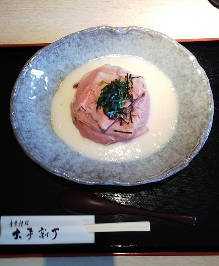 牛とろ丼