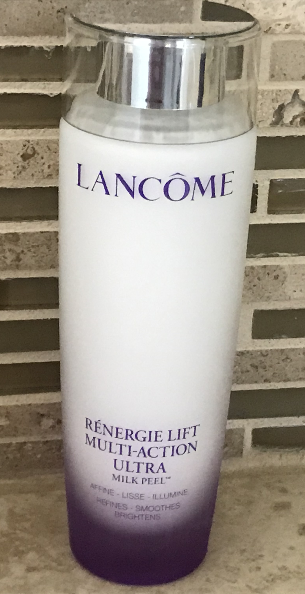 Lancôme Celebrates International Nurses Day By Giving To Nurses Across