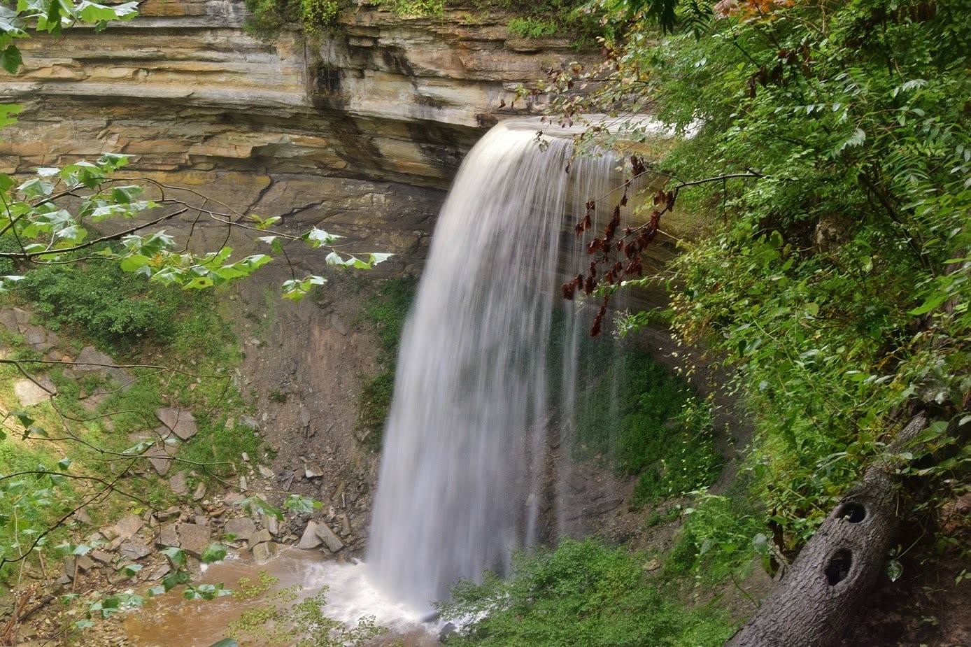 Waterfall Hero Hikes Tunnel Falls (Clifty Falls)