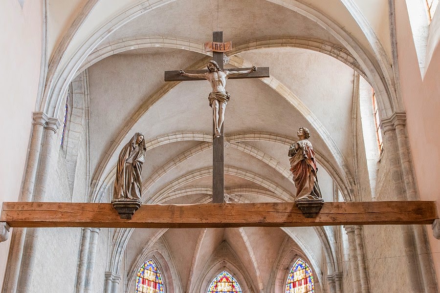 Statuaire et Mobilier des Eglises POUTRE DE GLOIRE Poligny (39