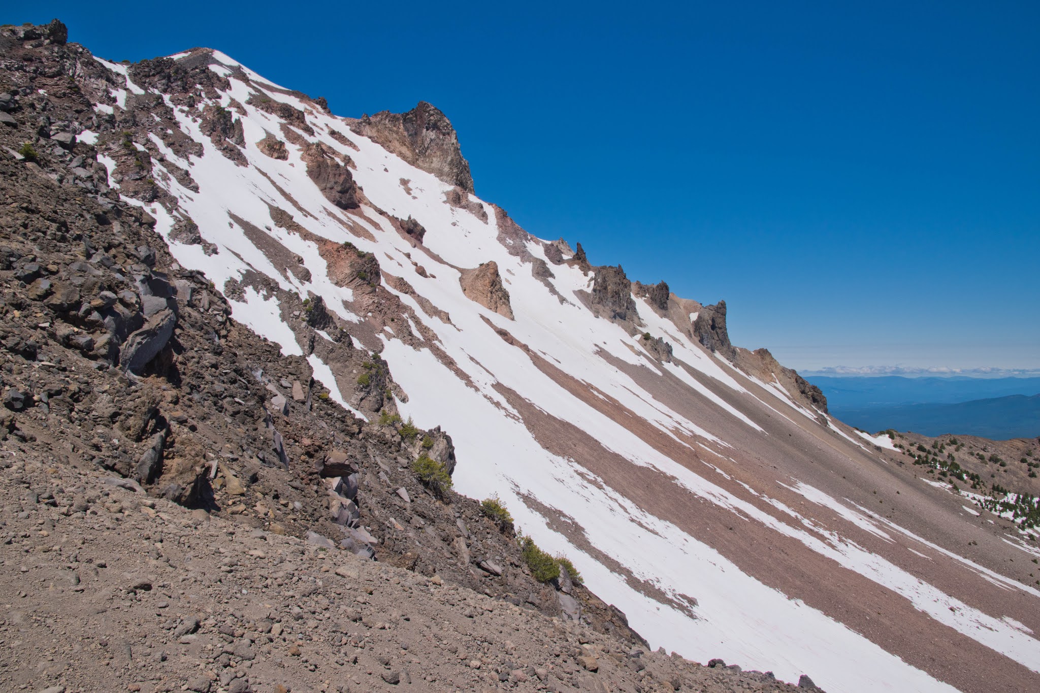 Hiking Shenandoah Mount McLoughlin