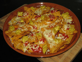 NACHOS CON POLLO AL CURRY