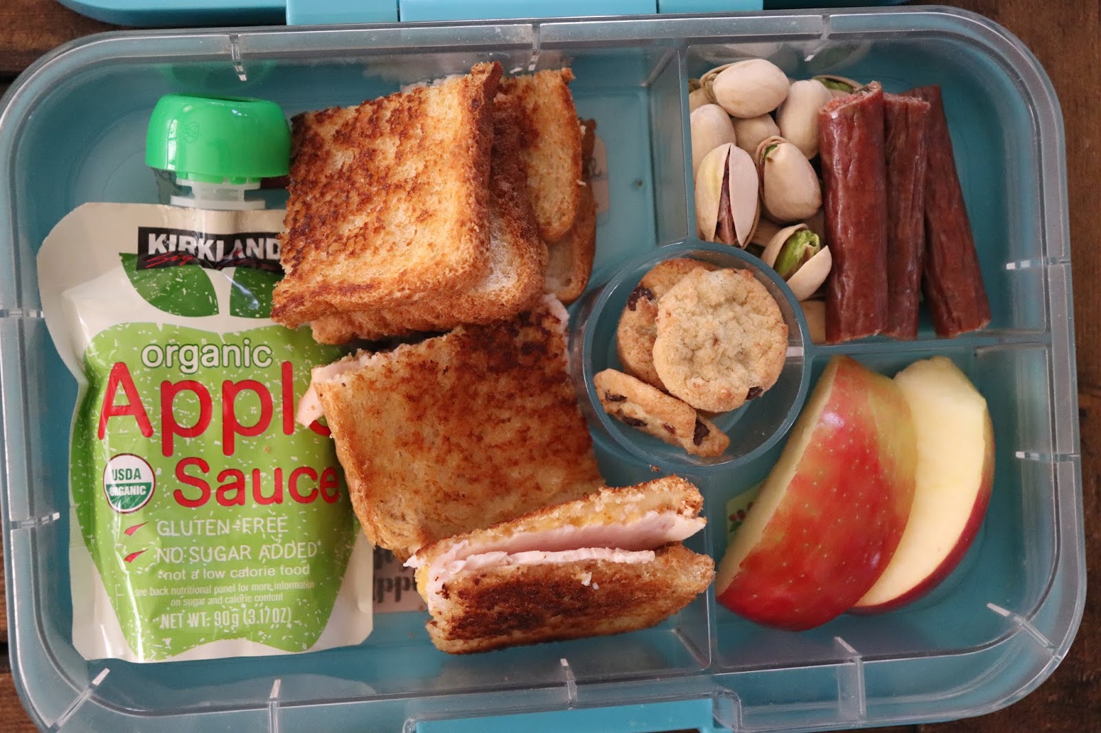 Kid Lunch Box Favorites: Must have school lunch tools - Friday We