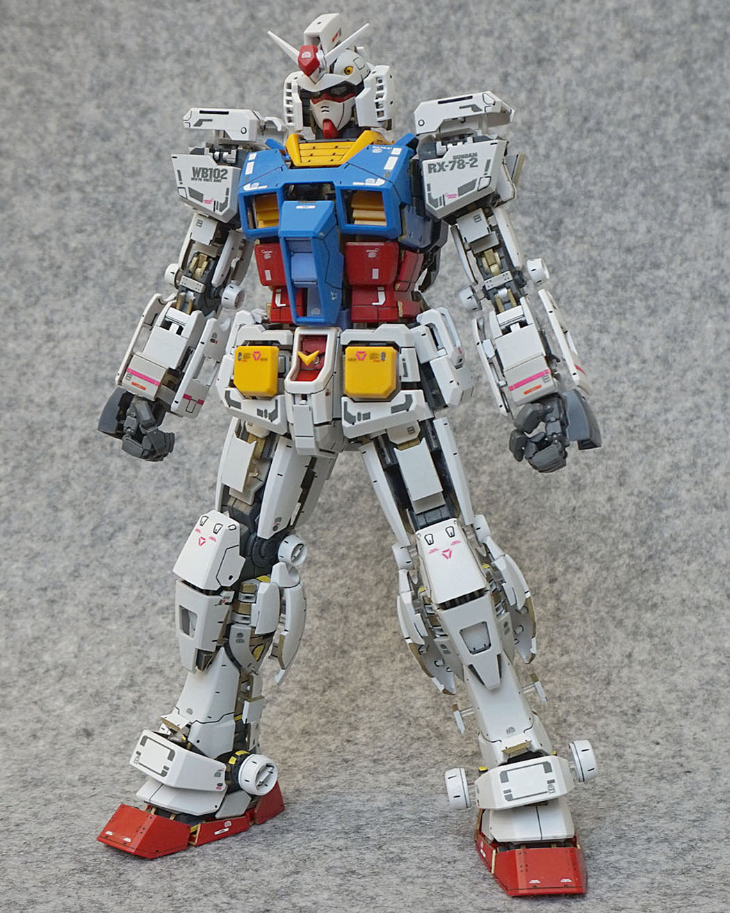 GUNDAM GUY: MG 1/100 RX-78-2 Gundam Ver. 3.0 'Open Hatch' - Customized