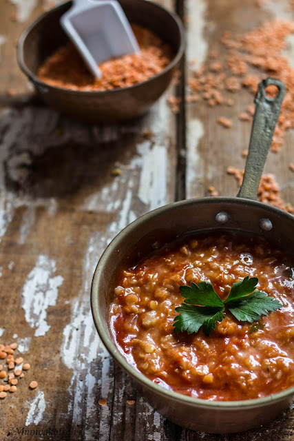 zuppa di lenticchie rosse al pomodoro