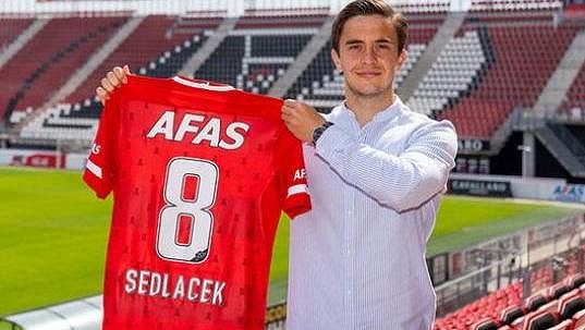 Oficial: El AZ Alkmaar renueva dos años a Sedlacek