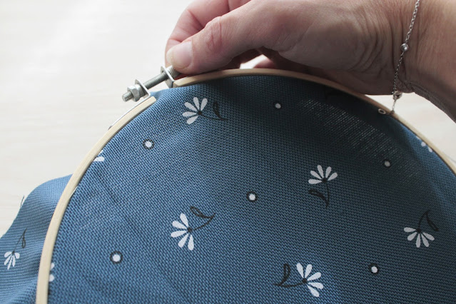 pin-board-con-telaio-e-sughero-fissaggio