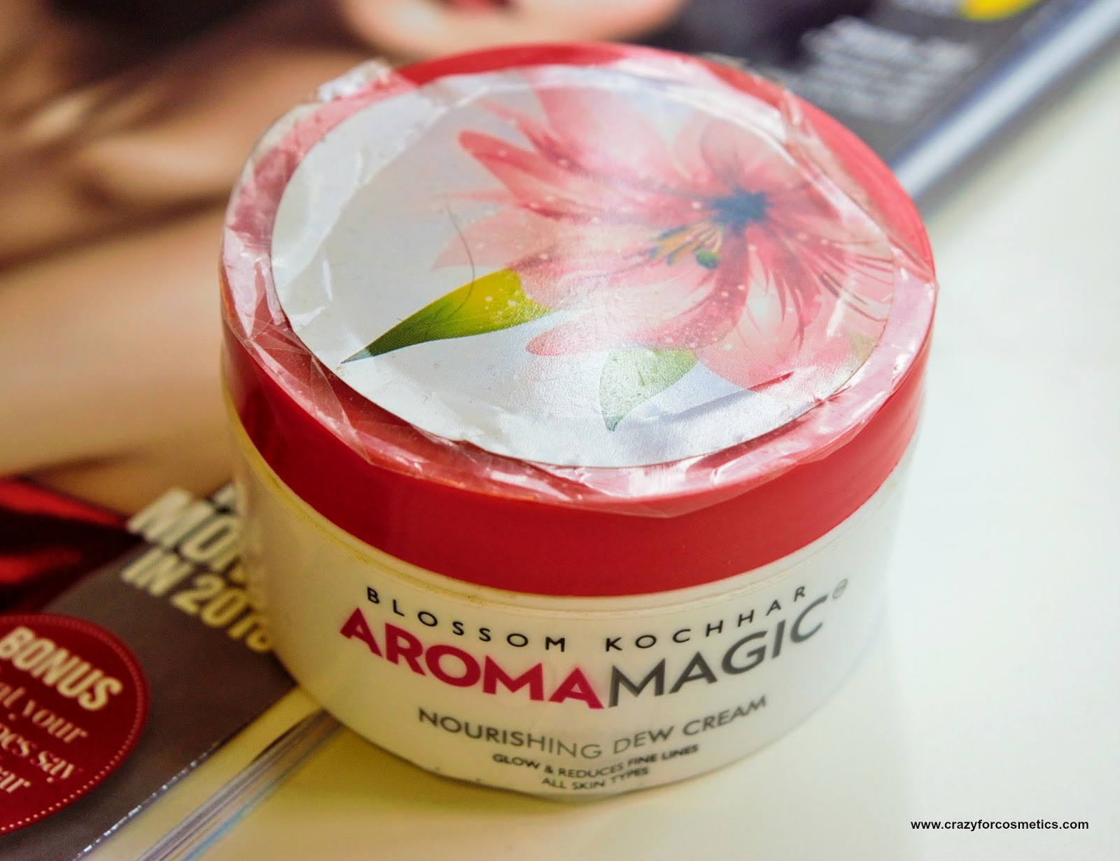 Blossom Kochhar Aroma Magic Nourishing Dew Cream Review & Benefits to